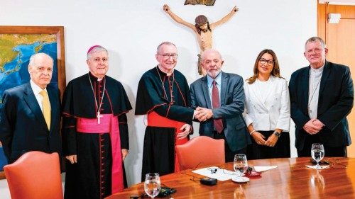  O cardeal Parolin no Brasil  POR-018
