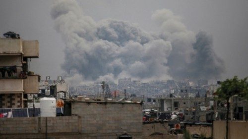 Smoke rises following Israeli strikes, in Jabalia in the northern Gaza Strip, May 15, 2025. ... Smoke rises following Israeli strikes, in Jabalia in the northern Gaza Strip, May 15, 2025. ...
