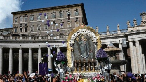Faithful carried a Madonna to St. Peter's square before Pope Francis weekly Angelus prayer on ...