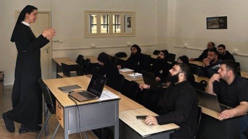 Die Menschen brauchen gebildete Ordensschwestern TED-022 Die Menschen brauchen gebildete Ordensschwestern TED-022