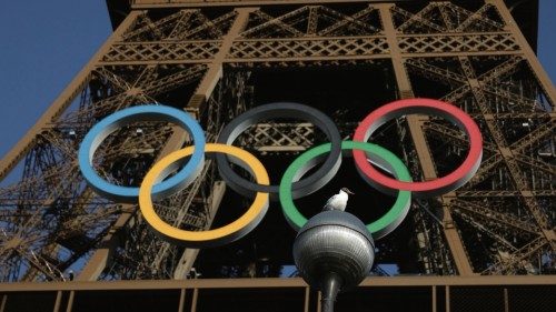 Paris 2024 Olympics - Paris 2024 Olympics Preview - Paris, France - July 20, 2024
A bird is pictured ... Paris 2024 Olympics - Paris 2024 Olympics Preview - Paris, France - July 20, 2024
A bird is pictured ...