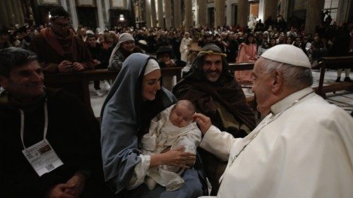  Die Botschaft von Weihnachten ist eine Botschaft der Familie  TED-051