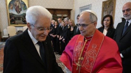 Papst empfängt Italiens Staatspräsident Mattarella in Privataudienz TED-023 Papst empfängt Italiens Staatspräsident Mattarella in Privataudienz TED-023