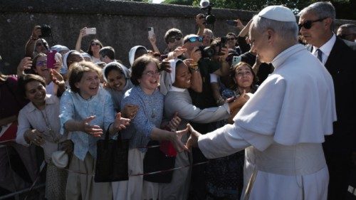  Papst Leo XIV. verbringt  zwei Wochen     in Castel Gandolfo   TED-028