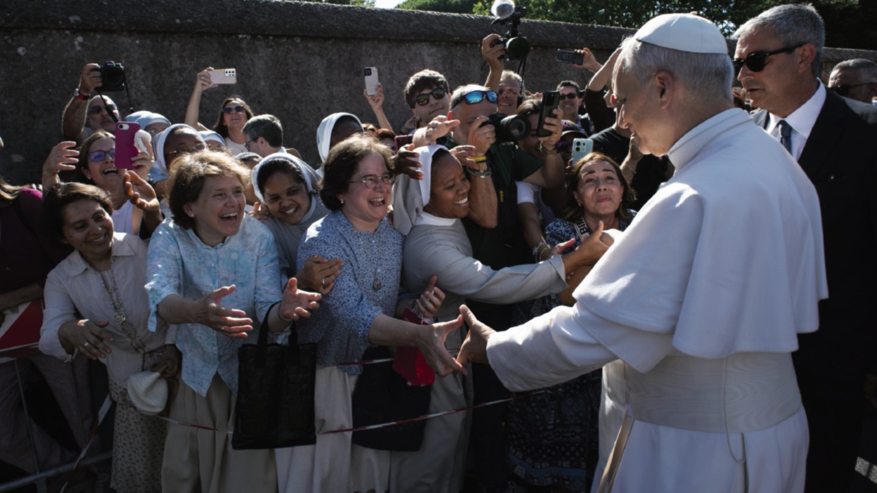  Papst Leo XIV. verbringt  zwei Wochen     in Castel Gandolfo   TED-028