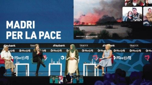 Da sx Azezet Habtezghi Kidane, religiosa comboniana eritrea, Elana Kaminka, israeliana, madre di ...