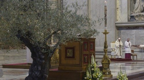 SS. Francesco - Basilica Vaticana : Messa di Pasqua e Benedizione Urbi et Orbi  12-04-2020