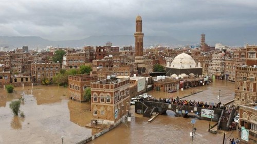 images of last April’s flooding (photos from Facebook and Intersos website)