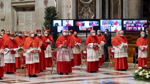 SS. Francesco - Concistoro - Imposizione della berretta  28-11-2020