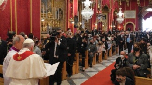  Prayer in the  Basilica of Saint Paul  ING-014