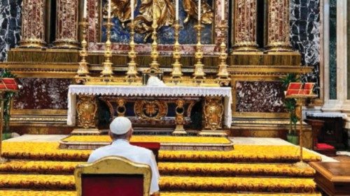 Pope Francis prays in Saint Mary Major following trip to Malta ING-014 Pope Francis prays in Saint Mary Major following trip to Malta ING-014
