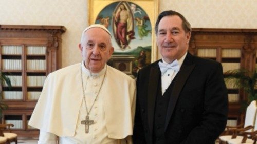  New US Ambassador  to Holy See presents credentials to Pope  ING-015