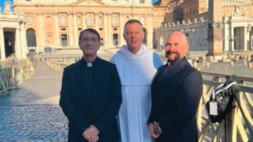 Missionaries of Mercy back to Rome ING-017 Missionaries of Mercy back to Rome ING-017