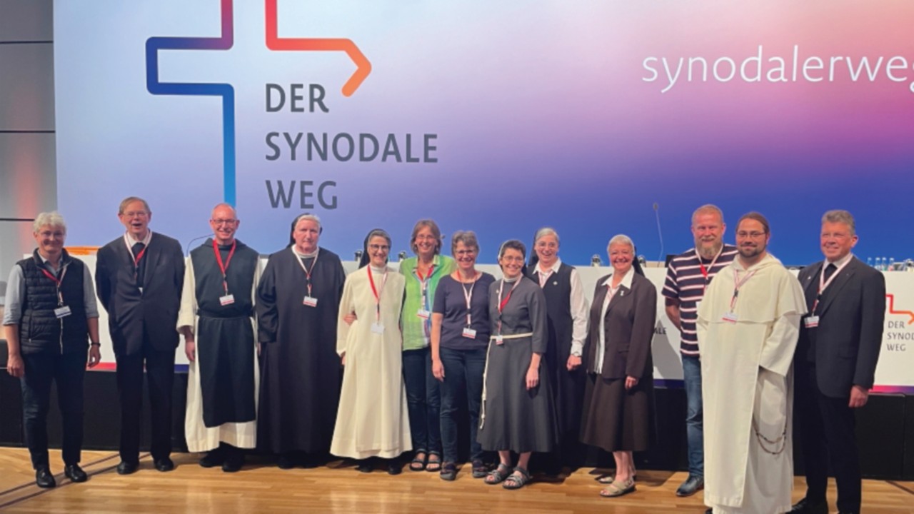  Religious orders offer long tradition of synodality  ING-005