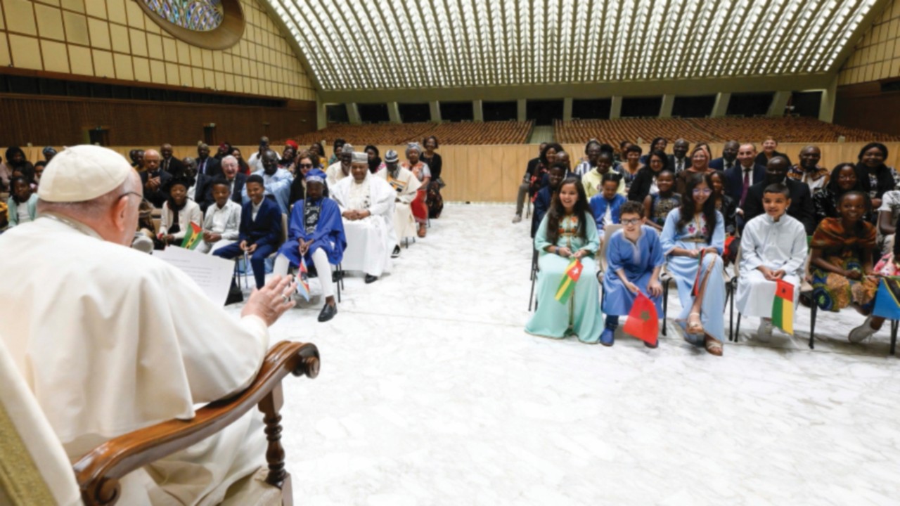  Ambassadors of peace to rediscover the beauty of love, fraternity and solidarity  ING-022