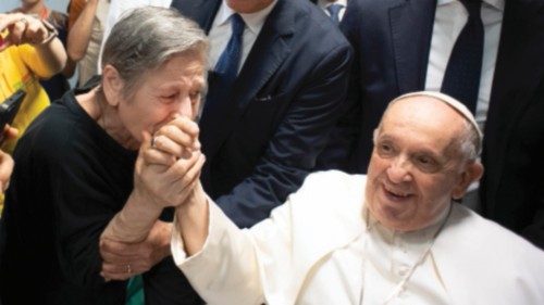 Pope Francis discharged from the hospital ING-024 Pope Francis discharged from the hospital ING-024