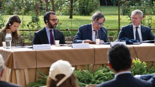 Experts gather in the Vatican to discuss Pope Francis’ new Apostolic Exhortation ‘Laudate Deum’ ... Experts gather in the Vatican to discuss Pope Francis’ new Apostolic Exhortation ‘Laudate Deum’ ...