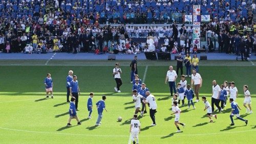 A football ‘kick-off’ for a new world ING-022 A football ‘kick-off’ for a new world ING-022