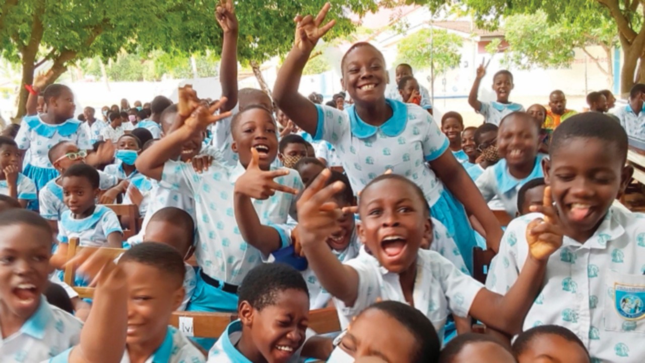  Serving God through education  ING-038