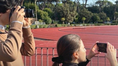  Sports as seen by young people  ING-045