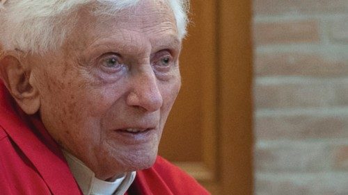  Abusos, Ratzinger: vergüenza, dolor  y sincera petición de perdón  SPA-006