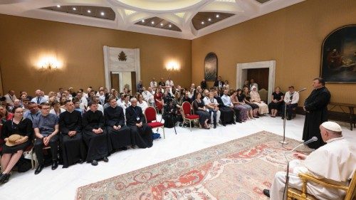  Encuentro del Pontífice con jóvenes  y familias de Polonia  SPA-029