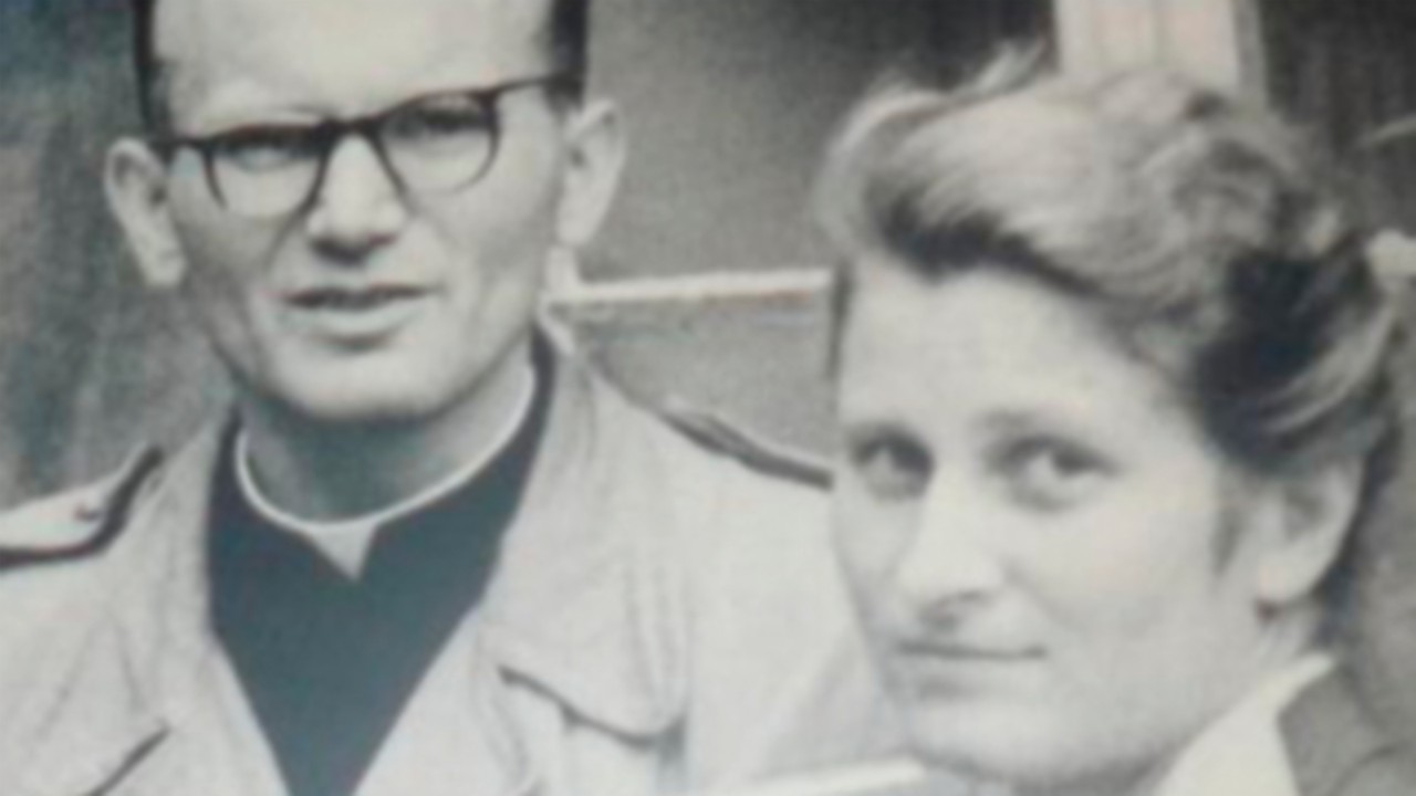  La “hermana” de Karol Wojtyła  SPA-044
