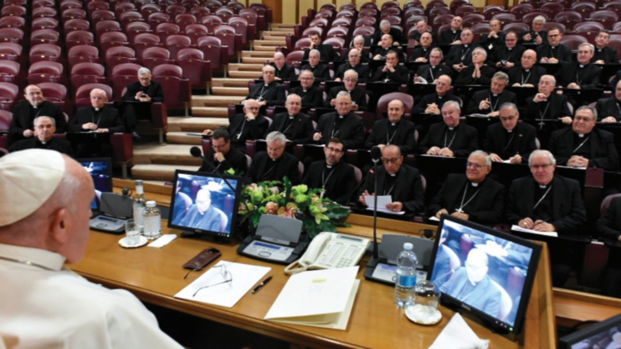  Reunión del Papa y el Dicasterio para el Clero  con la Conferencia Episcopal Española  SPA-048
