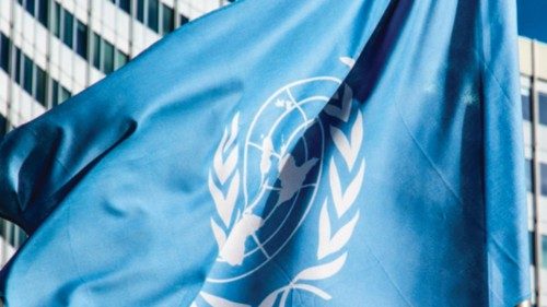  Las guerras en curso, el ocaso del multilateralismo, la voz profética de los Papas  SPA-008
