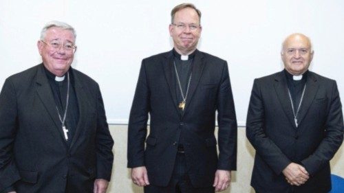  L’archevêque de Vilnius nouveau président du  ccee  FRA-040