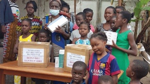  Les enfants de Brazzaville  écrivent à François  FRA-043