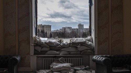epaselect epa09853208 A view inside the damaged building of Kharkiv Regional State Administration, ...