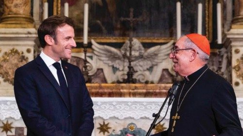  Le président  de la République française  en visite à Saint-Jean-de-Latran  FRA-043