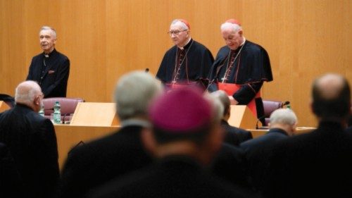  Communiqué conjoint  du Saint-Siège  et de la conférence épiscopale d’Allemagne  FRA-047