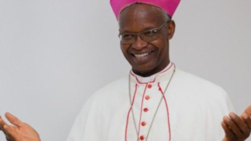  Décès du cardinal ghanéen  Richard Kuuia Baawobr  FRA-048