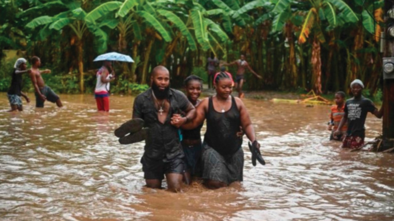  L’urgence de la solidarité avec Haïti  FRA-025