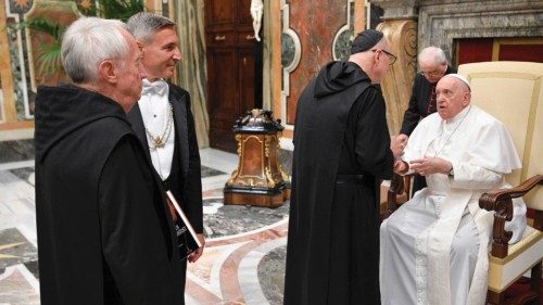  Le défi de l’accueil  dans une société étouffée par l’égoïsme   FRA-038