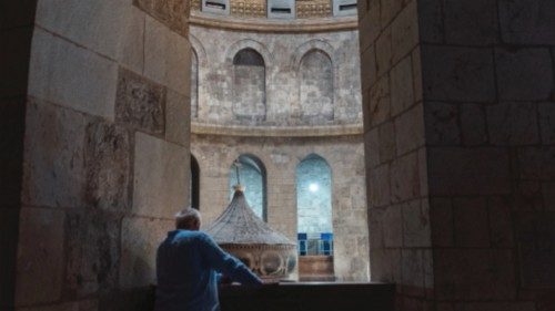 Eric-Emmanuel Shmitt, Holy Sepulcher, Jerusalem, photo by Afif H. Amireh