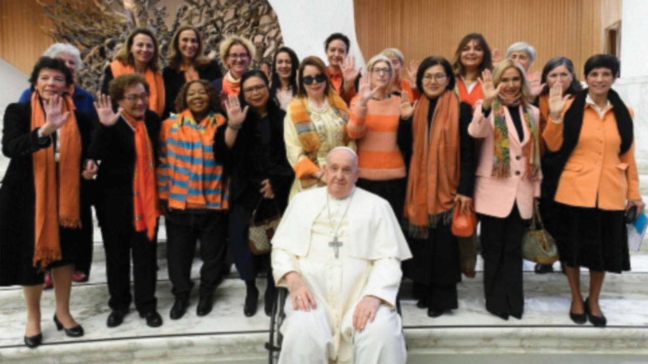  Les ambassadrices en orange  FRA-048