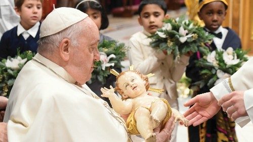 Avec le cœur à Bethléem où Jésus est rejeté par la logique de la guerre FRA-001 Avec le cœur à Bethléem où Jésus est rejeté par la logique de la guerre FRA-001