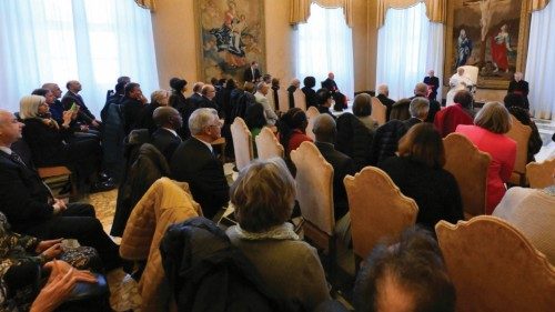 Le monde a besoin d’artisans de fraternité et de paix FRA-050 Le monde a besoin d’artisans de fraternité et de paix FRA-050