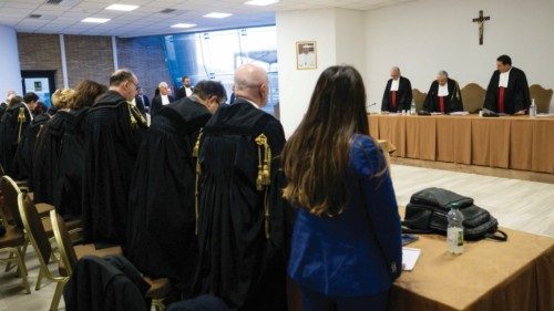 La sentence du tribunal du Vatican sur la gestion des fonds de la Secrétairerie d’Etat FRA-051 La sentence du tribunal du Vatican sur la gestion des fonds de la Secrétairerie d’Etat FRA-051