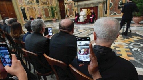 «Seigneur» et «miséricorde» sont synonymes FRA-012 «Seigneur» et «miséricorde» sont synonymes FRA-012