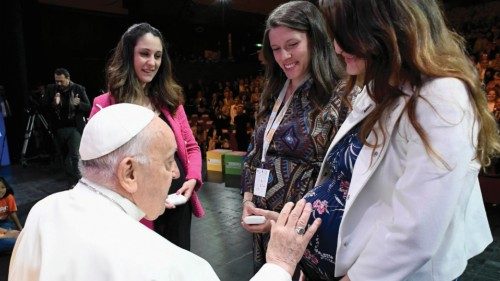 Œuvrer en vue de politiques courageuses pour freiner l’hémorragie de vie en Italie et en Europe ... Œuvrer en vue de politiques courageuses pour freiner l’hémorragie de vie en Italie et en Europe ...