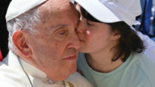  Le Cœur de Jésus parle à un monde sans cœur  FRA-023