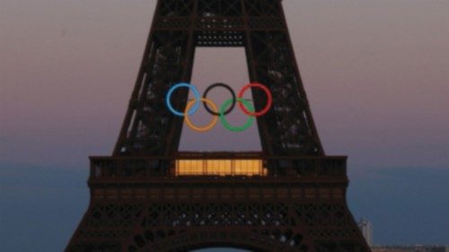 Paris 2024 Olympics - Preview - Eiffel Tower, Paris, France - June 25, 2024
Olympic rings are ... Paris 2024 Olympics - Preview - Eiffel Tower, Paris, France - June 25, 2024
Olympic rings are ...