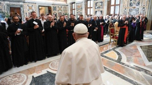  Des «Eglises martyres» frappées par les conflits et les violences  FRA-027