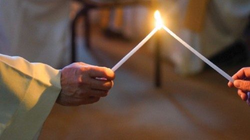 A la lumière de la foi orthodoxe FRA-031 A la lumière de la foi orthodoxe FRA-031
