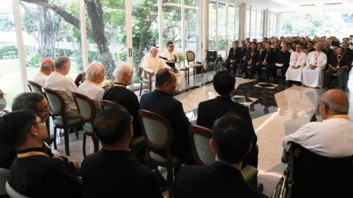  Rencontre avec les confrères  de la Compagnie de Jésus   FRA-036
