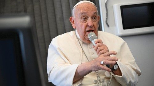 A Gaza aucun pas n’est fait pour la paix Seule la fraternité peut arrêter la guerre FRA-038 A Gaza aucun pas n’est fait pour la paix Seule la fraternité peut arrêter la guerre FRA-038